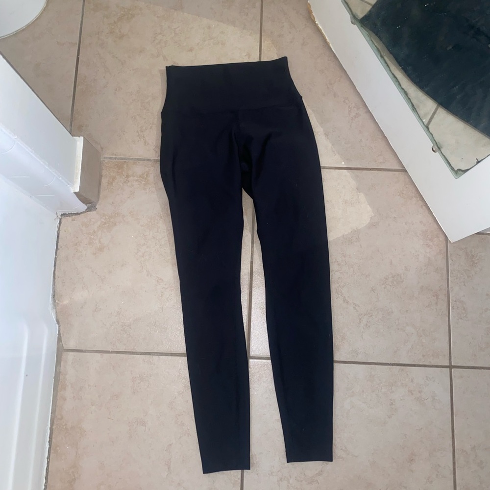ALO Yoga Black Leggings